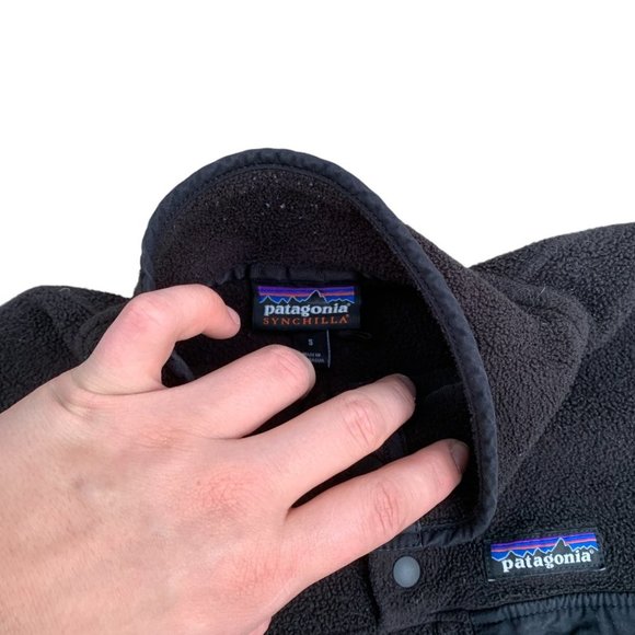 VINTAGE Patagonia Synchilla Snap T Lightweight Pullover Jacket Small Black - Picture 4 of 6